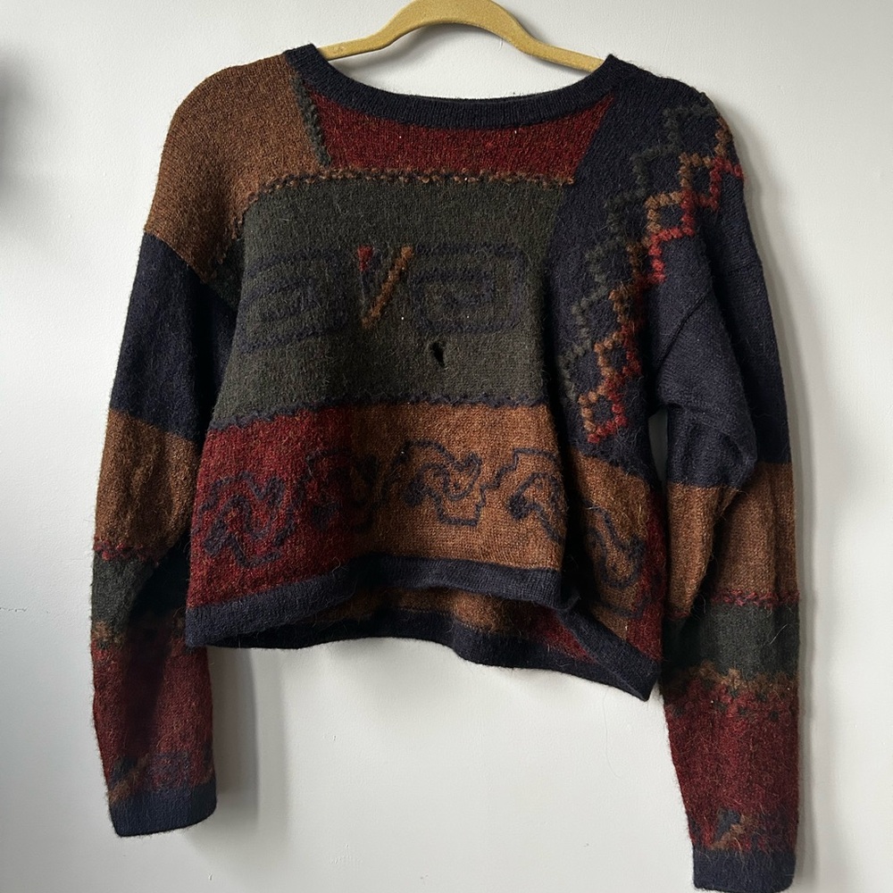 100% Alpaca Vintage Sweater